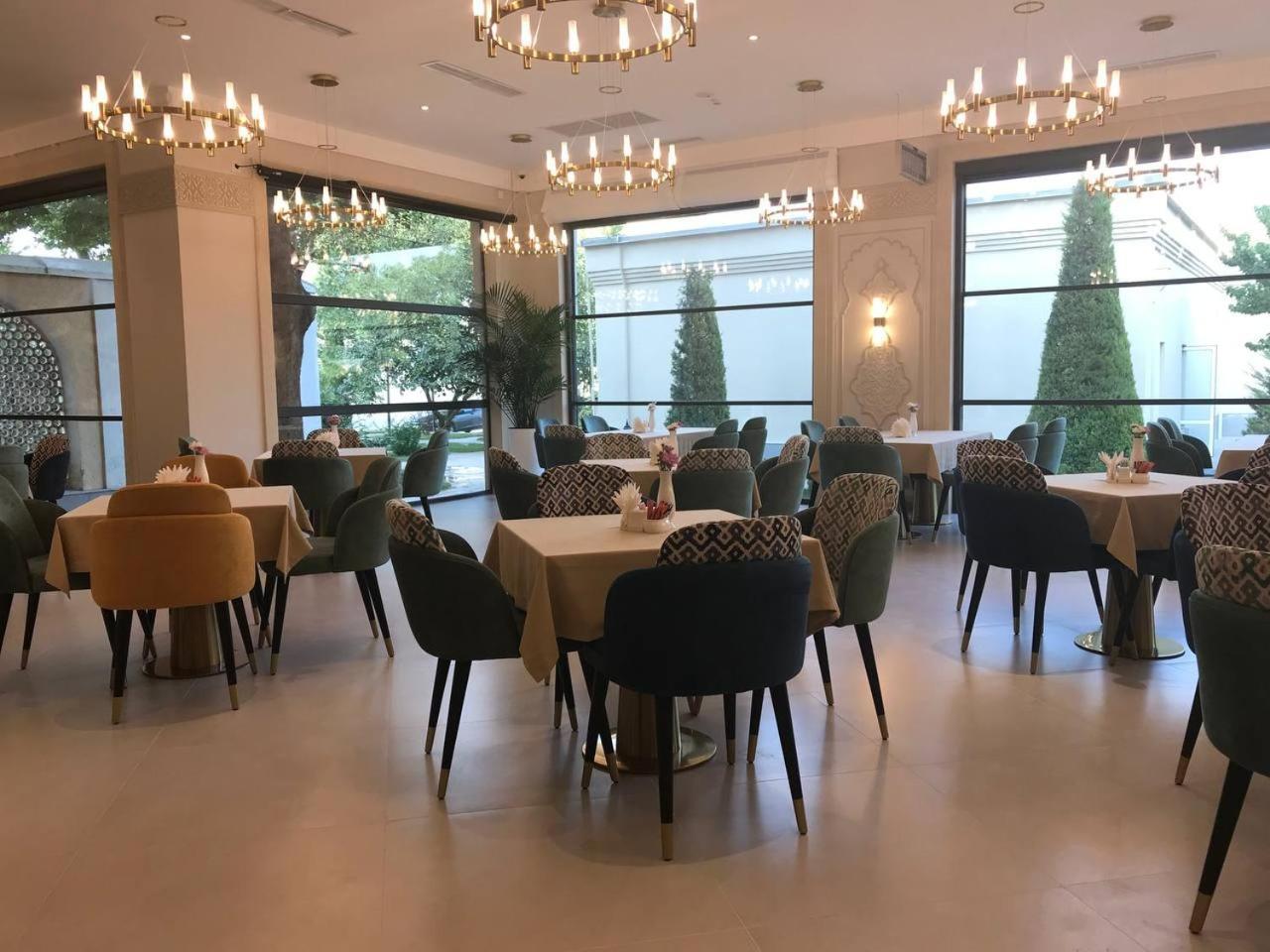 Orient Star Hotel 사마르칸트 외부 사진